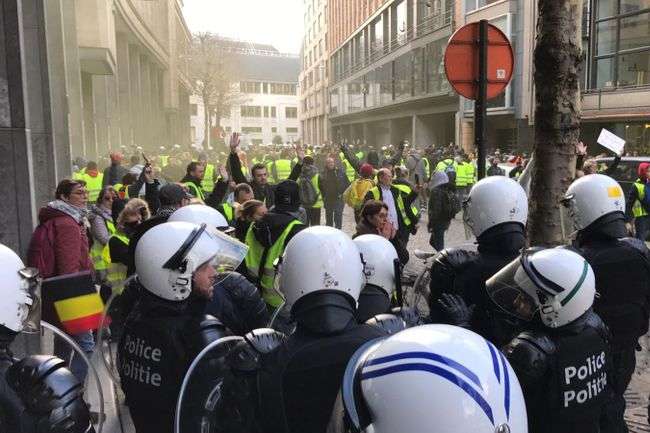 «Жовті жилети» блокували рух в центрі Брюсселя