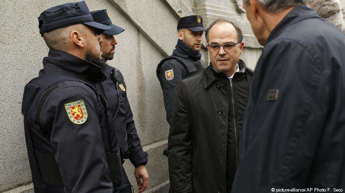 В Іспанії каталонські сепаратисти розпочали голодування у в'язниці