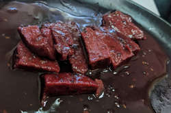  М’ясо було створено на основі рослинних компонентів 
  