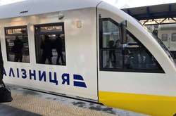 Пасажиру, який спізнився на літак через поломку експресу до Борисполя, компенсували $550