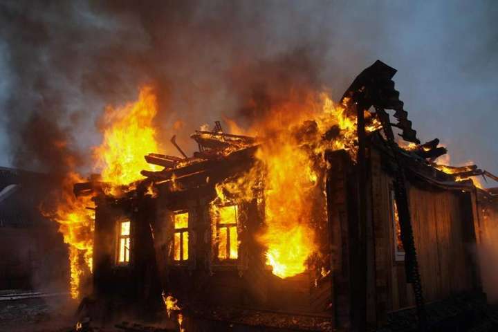 На Одещині під час пожежі загинула молода жінка та її син