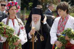 Томос для України - важливий крок до подолання тисячолітнього розколу християнства