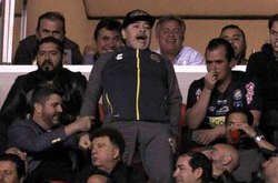 Марадона знову потрапив у скандал, ледь не влаштувавши бійку (відео)