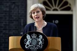 Мей не піде у відставку, навіть якщо парламент відхилить Brexit-угоду