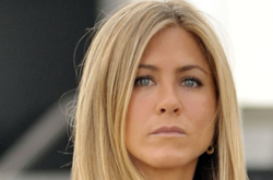 Дженнифер Энистон