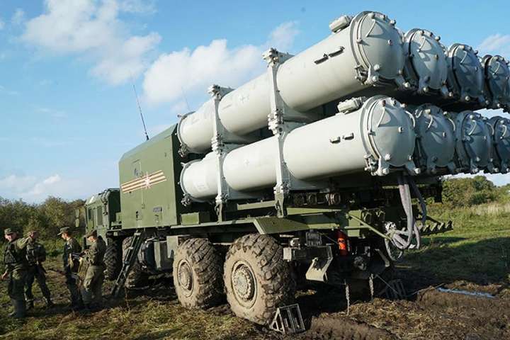Розвідка виявила на Азові десятки ракетних комплексів РФ «Бастіон» і «Бал»