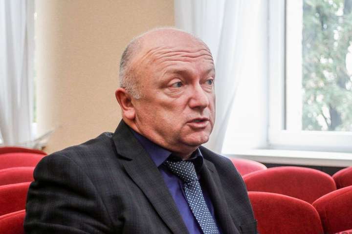 ЗМІ: скандальний суддя Рябішин хоче знову очолити Апеляційний суд Полтавської області