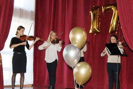 В Одесі учнів з особливими потребами навчають музиці і образотворчому мистецтву
