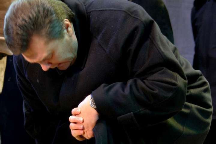 Януковича готовят к операции в Израиле - адвокат