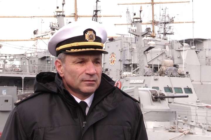 Командувач ВМС України запропонував себе в обмін на затриманих РФ моряків