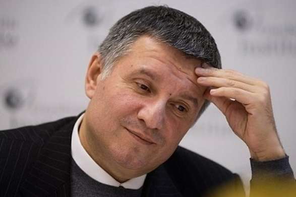 Генпрокуратура намерена допросить Авакова по делу покушения на Януковича