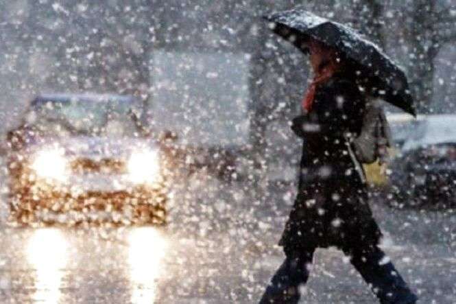 Синоптики попередили киян про сніг із дощем у суботу