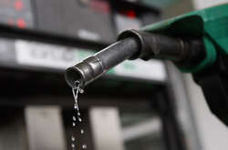 В Україні знизилась ціна на пальне