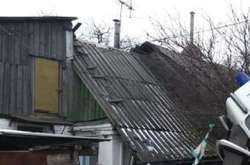 У Житомирі карета швидкої та легковик в'їхали у будинок: травмовано вісім осіб 