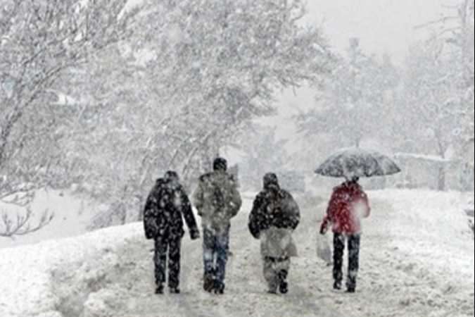 Ще майже тиждень Україну засипатиме мокрим снігом