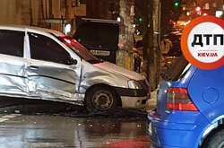 Аварія сталася на перетині вулиць Антоновича і Жилянської 