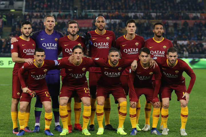 Футболістів «Роми» замкнули на тренувальній базі клубу
