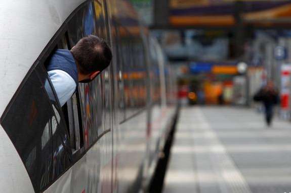 У Німеччині страйк на залізниці, майже всі потяги зупинилися 