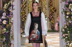 В миланском Palazzo Litta состоялось шоу Dolce & Gabbana 