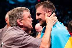 Гвоздику вручили іменний пояс від WBC (відео)