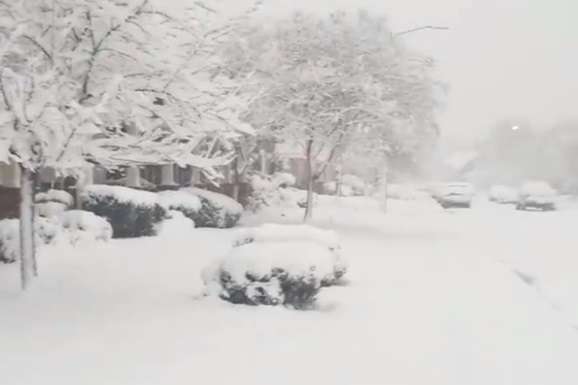 Сніговий шторм у США: без світла 380 тисяч будинків
