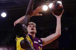 Українці за кордоном: Пустовий вийшов у старті «Барселони», впевнений матч Близнюка