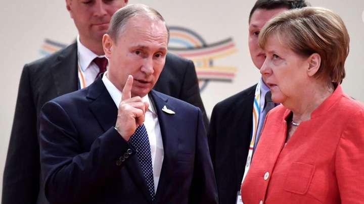 Меркель і Путін обговорили ситуацію в Керченській протоці