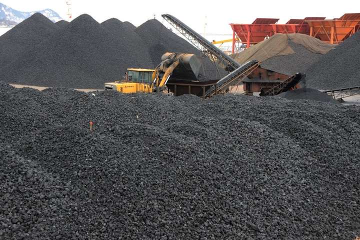 Кабмін повинен вирішити, чиє вугілля важливіше, - українське чи російське - Ляшко