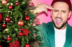 Монатик мечтает в новогоднюю ночь остаться дома 