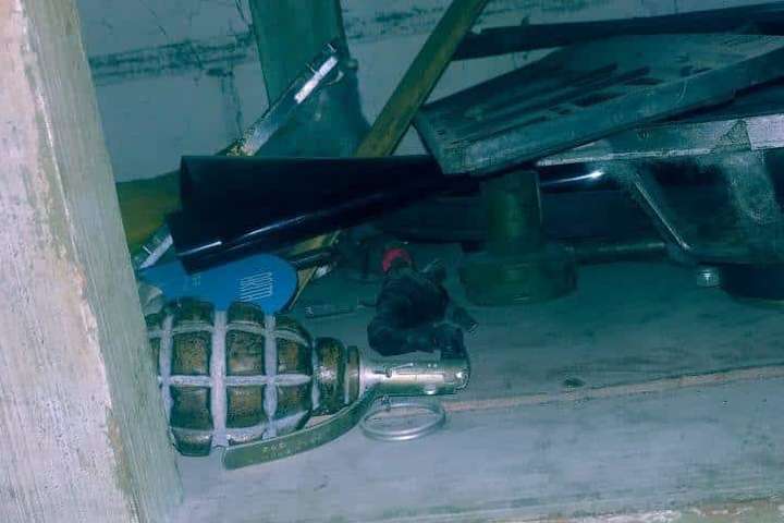 На Київщині поліція вилучила у чоловіка наркотики, бойові набої та гранату Ф-1