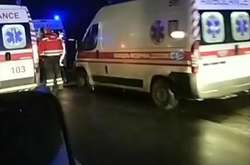 На місце ДТП прибули бригади швидкої допомоги