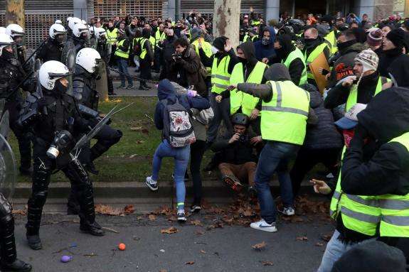 У Франції зросла кількість загиблих у ході протестів
