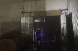 Рятувальники за дві години ліквідували пожежу у цеху