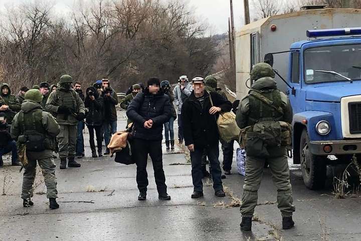 Бойовики «ЛНР» передали Україні 42 ув’язнених