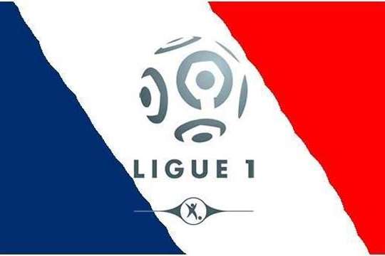 Матчі чемпіонату Франції з футболу і надалі переносять через протести