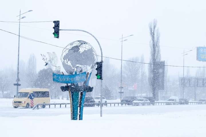 Снігопад в Україні: рятувальники попередили про ускладнення погоди 
