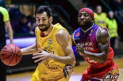 «Київ-Баскет» запропонував повноцінну угоду чорногорському гравцю