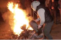 У Нижній Апші люди перекрили трасу, вимагаючи покарання для обвинуваченого у вбивстві школяра