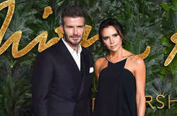 Синди Кроуфорд, Пенелопа Крус и другие: лучшие наряды на красной дорожке Fashion Awards — 2018