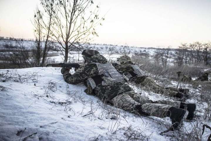 На Донбасі від кулі снайпера загинув український військовий