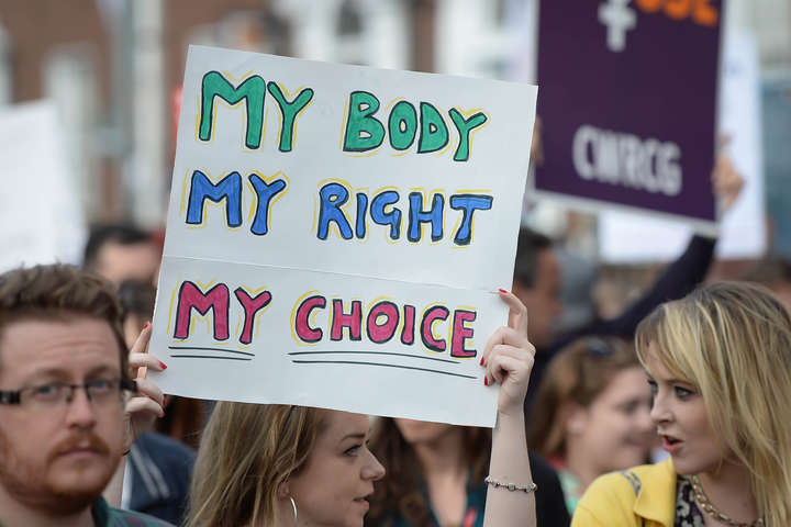 Парламент Ірландії підтримав легалізацію абортів