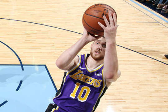 Михайлюк відіграв дев'ять хвилин у матчі НБА «Х’юстон» – «Лейкерс» (відео)