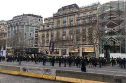 Поступки Макрона не задовольнили «жовтих жилетів». Протести продовжились