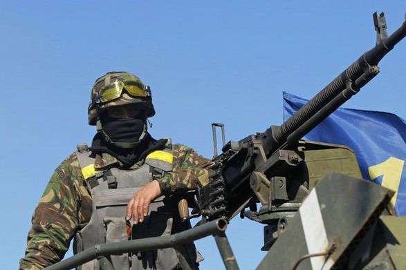 У Порошенко объяснили, что дало Украине военное положение