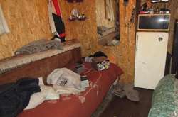 Вбивство сталося у приміщенні для відпочинку охоронців на одному із шиномонтажів