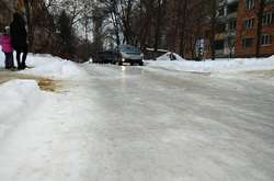 Синоптики попередили водіїв про ожеледицю