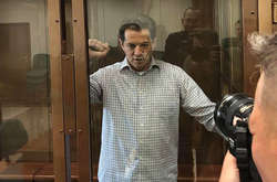 «Огромные тараканы и кромешная тьма»: украинский журналист рассказал, как ему живется в российской колонии