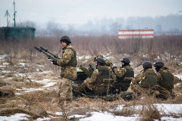 Бойовики обстріляли позиції українських військ з гранатометів та кулеметів