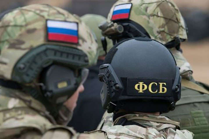 Російського ФСБшника Коміссарова заочно засудили до 15 років за тероризм в Україні