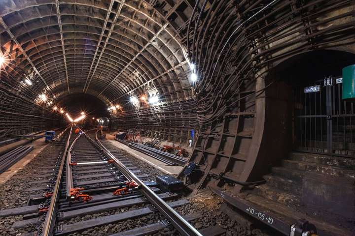 Кабмин выделил Киеву 2,5 млрд грн на строительство новых станций метро